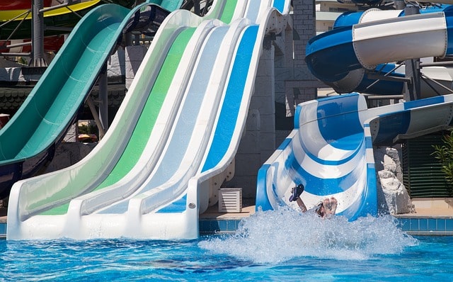 Descente sur les pentagliss du parc aquatique de Sainte Maxime